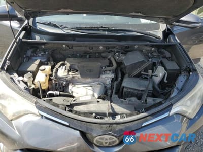 Zdjęcie 12 z 13 samochodu: 2017 TOYOTA RAV4 XLE VIN:JTMRFREV0HD217759 - miniatura