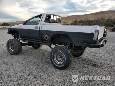 Drugie zdjęcie samochodu z przodu: 1991 TOYOTA PICKUP 1/2 TON SHORT WHEELBASE DLX VIN:JT4VN01D5M0003555 - miniatura