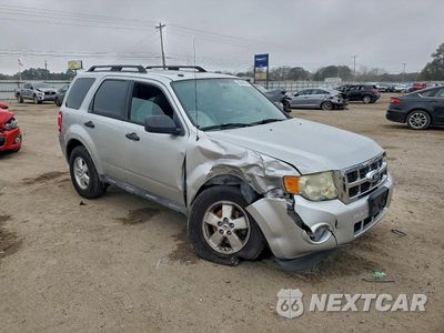Czwarte zdjęcie samochodu z boku: 2011 FORD ESCAPE XLT VIN:1FMCU9D7XBKA25164 - miniatura