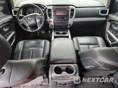 Zdjęcie 8 z 15 samochodu: 2017 NISSAN TITAN XD SL VIN:1N6BA1F40HN556780 - miniatura