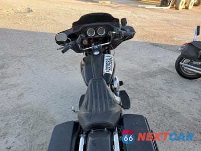 Zdjęcie 6 z 9 samochodu: 2004 HARLEY-DAVIDSON FLHTCUI VIN:1HD1FCW114Y600603 - miniatura