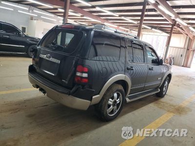 Trzecie zdjęcie samochodu z tyłu: 2006 FORD EXPLORER EDDIE BAUER VIN:1FMEU74EX6UB09300 - miniatura