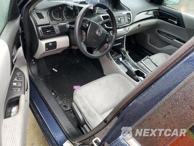 Zdjęcie 8 z 12 samochodu: 2017 HONDA ACCORD LX VIN:1HGCR2F3XHA252569 - miniatura