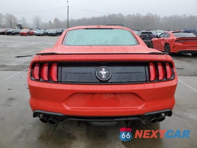 Zdjęcie 6 z 13 samochodu: 2020 FORD MUSTANG VIN:1FA6P8TD9L5123702 - miniatura