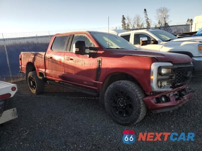 Czwarte zdjęcie samochodu z boku: 2025 FORD F350 SUPER DUTY VIN:1FT8W3BM5SED83832 - miniatura