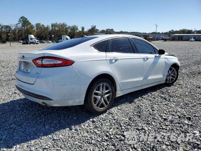 Trzecie zdjęcie samochodu z tyłu: 2016 FORD FUSION SE VIN:1FA6P0H79G5113956 - miniatura