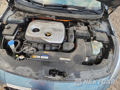 Zdjęcie 11 z 12 samochodu: 2016 HYUNDAI SONATA HYBRID VIN:KMHE24L10GA037609 - miniatura