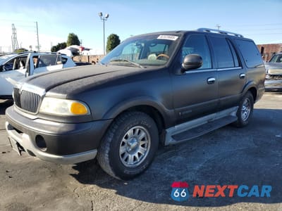 2002 LINCOLN NAVIGATOR 5LMEU27R72LJ15246 - główne zdjęcie licytacji z USA - miniatura