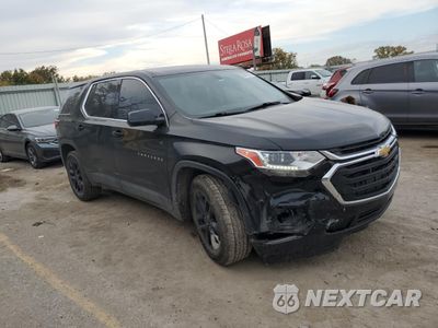 Czwarte zdjęcie samochodu z boku: 2019 CHEVROLET TRAVERSE LS VIN:1GNEVFKW9KJ189893 - miniatura