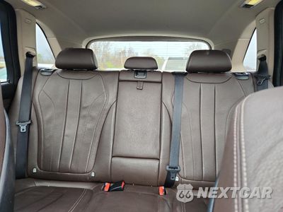 Zdjęcie 10 z 13 samochodu: 2015 BMW X5 XDRIVE35I VIN:5UXKR0C55F0K65963 - miniatura