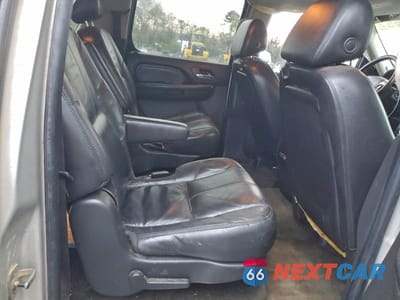 Zdjęcie 11 z 13 samochodu: 2007 GMC YUKON XL VIN:1GKFK66897J290025 - miniatura