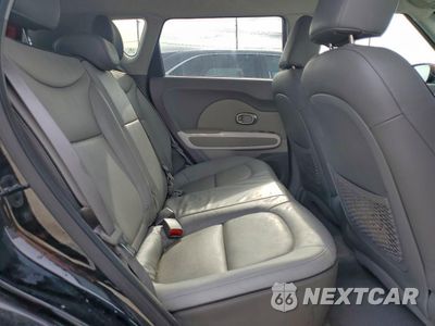 Zdjęcie 11 z 15 samochodu: 2016 KIA SOUL EV + VIN:KNDJX3AE7G7014118 - miniatura