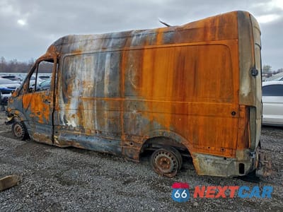 Drugie zdjęcie samochodu z przodu: 2015 MERCEDES-BENZ SPRINTER 2500 VIN:WD3PE7DC9FP166251 - miniatura