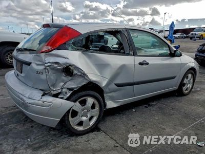 Trzecie zdjęcie samochodu z tyłu: 2003 FORD FOCUS ZX3 VIN:3FAFP31Z13R166798 - miniatura