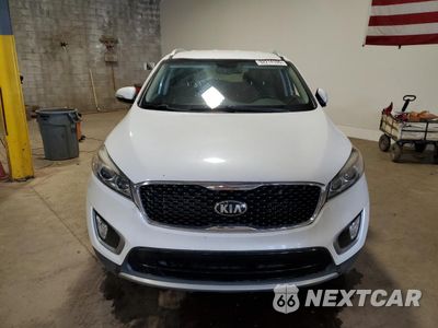 Piąte zdjęcie samochodu w środku: 2016 KIA SORENTO EX VIN:5XYPHDA19GG025425 - miniatura