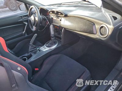 Zdjęcie 8 z 13 samochodu: 2014 TOYOTA SCION FR-S VIN:JF1ZNAA16E8703798 - miniatura