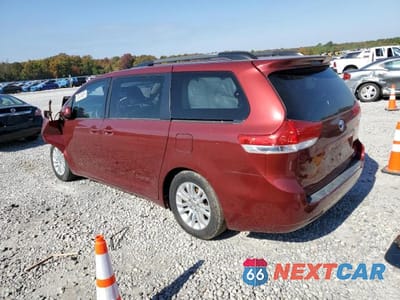 Drugie zdjęcie samochodu z przodu: 2013 TOYOTA SIENNA XLE VIN:5TDYK3DC8DS303310 - miniatura