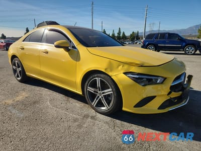 Czwarte zdjęcie samochodu z boku: 2020 MERCEDES-BENZ CLA 250 VIN:WDD5J4GB4LN064959 - miniatura