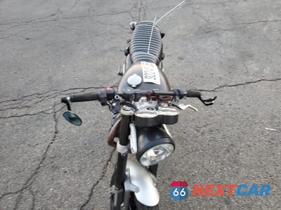 Piąte zdjęcie samochodu w środku: 2022 TRIUMPH MOTORCYCLE SPEED TWIN VIN:SMTD54HF9NTAY5093 - miniatura