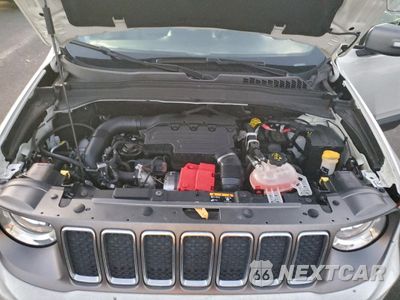 Zdjęcie 12 z 13 samochodu: 2020 JEEP RENEGADE LIMITED VIN:ZACNJBD14LPL93837 - miniatura