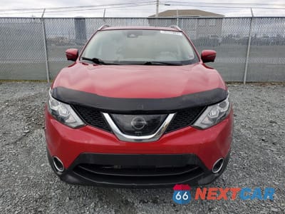 Piąte zdjęcie samochodu w środku: 2017 NISSAN QASHQAI SL VIN:JN1BJ1CR9HW138086 - miniatura