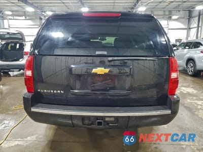 Zdjęcie 6 z 13 samochodu: 2013 CHEVROLET SUBURBAN K1500 LTZ VIN:1GNSKKE75DR313428 - miniatura
