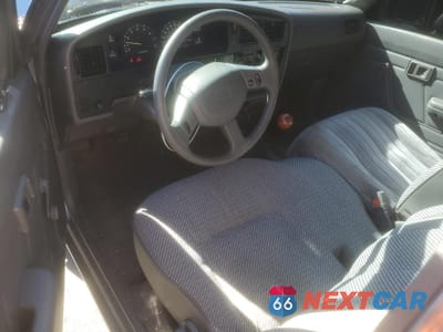 Zdjęcie 8 z 13 samochodu: 1995 TOYOTA PICKUP 1/2 TON EXTRA LONG WHEELBASE DX VIN:JT4VN93DXS5044250 - miniatura