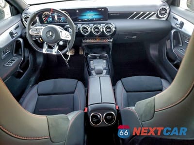 Zdjęcie 8 z 11 samochodu: 2022 MERCEDES-BENZ A 35 4MATIC VIN:W1K3F5BB5NJ375963 - miniatura