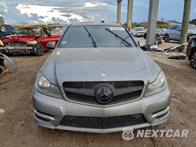 Piąte zdjęcie samochodu w środku: 2013 MERCEDES-BENZ C 300 4MATIC VIN:WDDGF8AB9DR254258 - miniatura