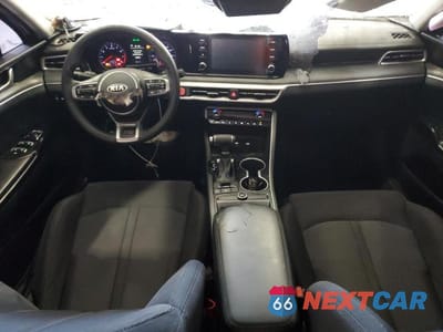 Zdjęcie 8 z 12 samochodu: 2021 KIA K5 LXS VIN:5XXG14J23MG001098 - miniatura