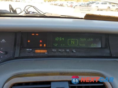Zdjęcie 9 z 13 samochodu: 2000 TOYOTA AVALON VIN:4T1BF28B0YU074110 - miniatura