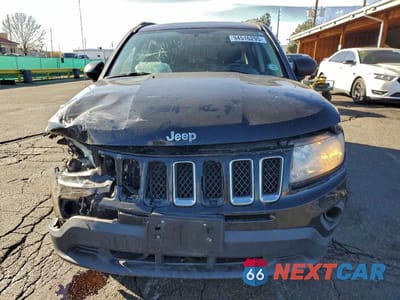 Piąte zdjęcie samochodu w środku: 2013 JEEP COMPASS LATITUDE VIN:1C4NJDEB5DD280999 - miniatura