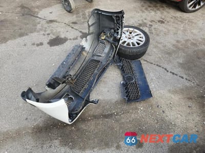 Zdjęcie 12 z 13 samochodu: 2006 VOLKSWAGEN NEW GTI VIN:WVWEV71K56W093510 - miniatura