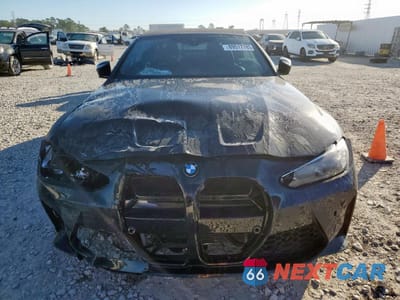 Piąte zdjęcie samochodu w środku: 2024 BMW M4 COMPETITION VIN:WBS33BA05RCN89663 - miniatura