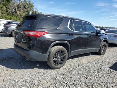 Trzecie zdjęcie samochodu z tyłu: 2020 CHEVROLET TRAVERSE LT VIN:1GNERHKW7LJ199369 - miniatura