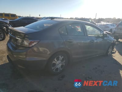 Trzecie zdjęcie samochodu z tyłu: 2013 HONDA CIVIC HYBRID VIN:19XFB4F29DE003240 - miniatura