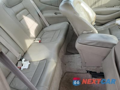 Zdjęcie 10 z 13 samochodu: 2000 HONDA ACCORD EX VIN:1HGCG3153YA016124 - miniatura