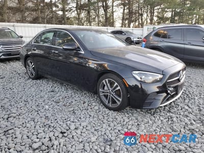 Czwarte zdjęcie samochodu z boku: 2023 MERCEDES-BENZ E 350 4MATIC VIN:W1KZF8EB0PB111604 - miniatura