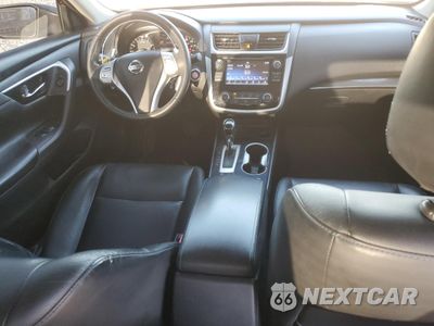 Zdjęcie 8 z 14 samochodu: 2018 NISSAN ALTIMA 2.5 VIN:1N4AL3AP2JC279336 - miniatura