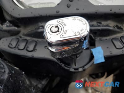 Zdjęcie 8 z 9 samochodu: 2017 HARLEY-DAVIDSON FLTRX ROAD GLIDE VIN:1HD1KHC16HB686142 - miniatura