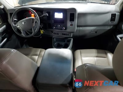 Zdjęcie 8 z 15 samochodu: 2014 NISSAN NV 3500 S VIN:5BZAF0AA9EN162097 - miniatura