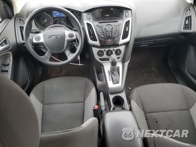 Zdjęcie 8 z 15 samochodu: 2014 FORD FOCUS SE VIN:1FADP3F28EL291205 - miniatura