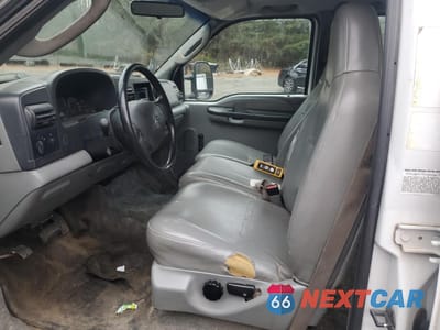 Zdjęcie 7 z 13 samochodu: 2006 FORD F350 SUPER DUTY VIN:1FDWW37P06EB42921 - miniatura