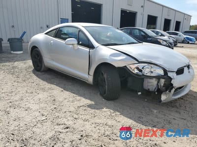 Czwarte zdjęcie samochodu z boku: 2008 MITSUBISHI ECLIPSE GS VIN:4A3AK24F38E038097 - miniatura