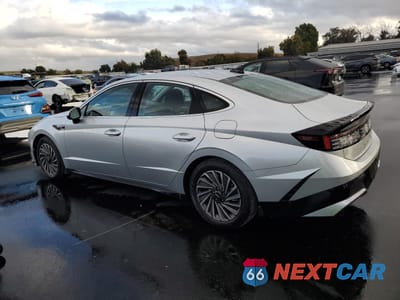 Drugie zdjęcie samochodu z przodu: 2025 HYUNDAI SONATA HYBRID VIN:KMHL34JJ8SA117434 - miniatura