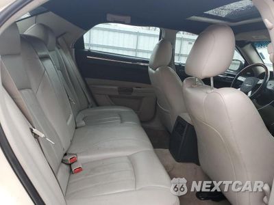 Zdjęcie 10 z 12 samochodu: 2006 CHRYSLER 300C VIN:2C3KA63HX6H254513 - miniatura