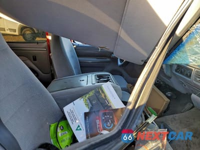 Piąte zdjęcie samochodu w środku: 1995 FORD F350 VIN:1FTJW36F7SEA81682 - miniatura