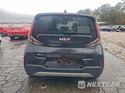 Zdjęcie 6 z 12 samochodu: 2023 KIA SOUL LX VIN:KNDJ23AU6P7857538 - miniatura