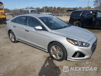 Czwarte zdjęcie samochodu z boku: 2018 HYUNDAI SONATA SPORT VIN:5NPE34AFXJH666665 - miniatura