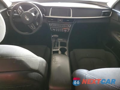 Zdjęcie 8 z 12 samochodu: 2020 KIA OPTIMA LX VIN:5XXGT4L37LG423020 - miniatura